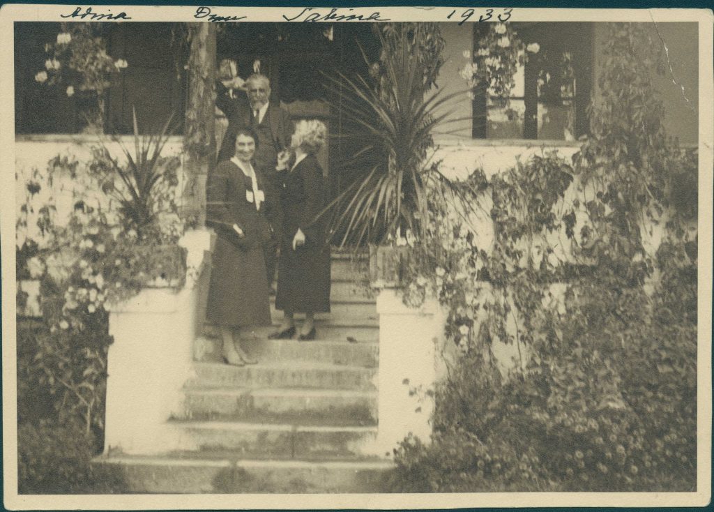 Adina, Dinu și Sabina, 1933, BAR