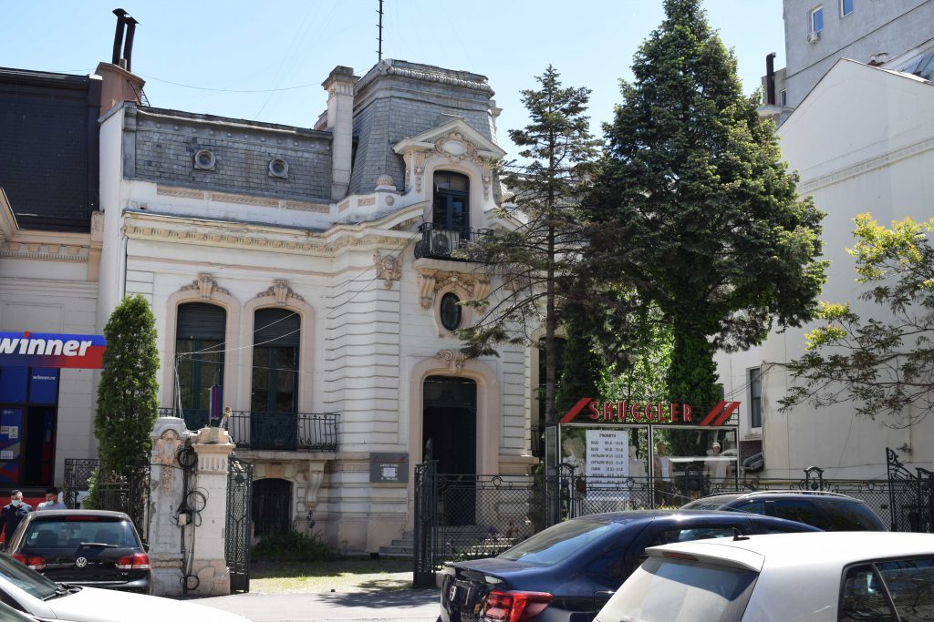 Casa Dinu Brătianu, intrare fatada principală, 2021 (Arhiva I.N.P.)