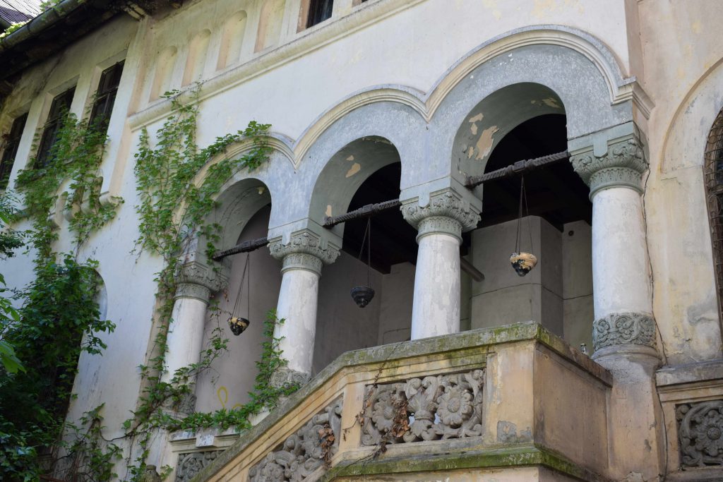 Casa IIC Brătianu, cerdac detalii, Arhiva INP, 2021