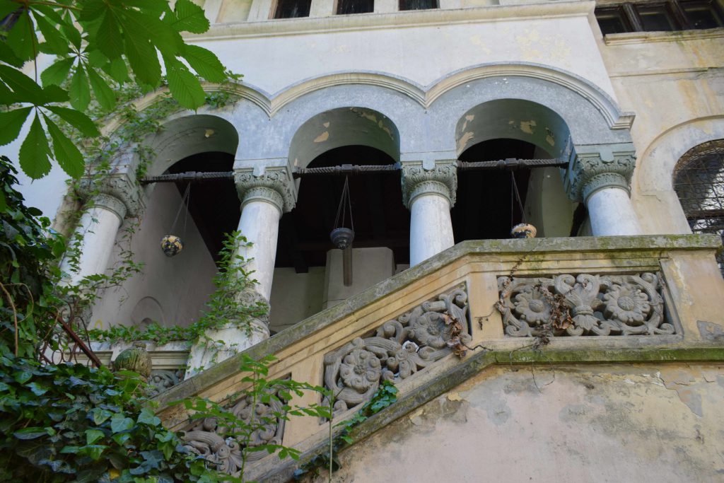 Casa IIC Brătianu, vedere balustrada, Arhiva INP, 2021